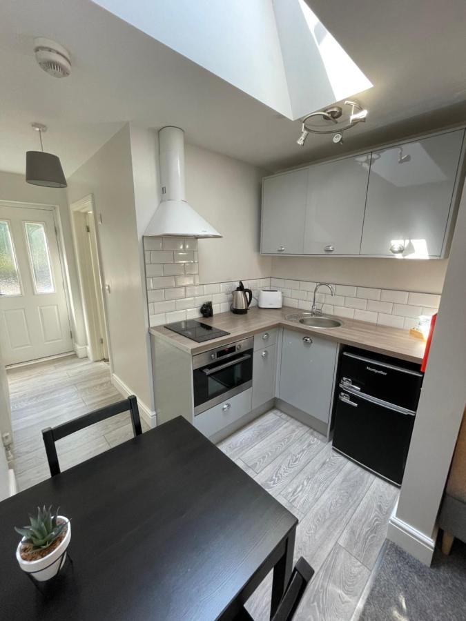 Cannock Hotel Apartments Dış mekan fotoğraf