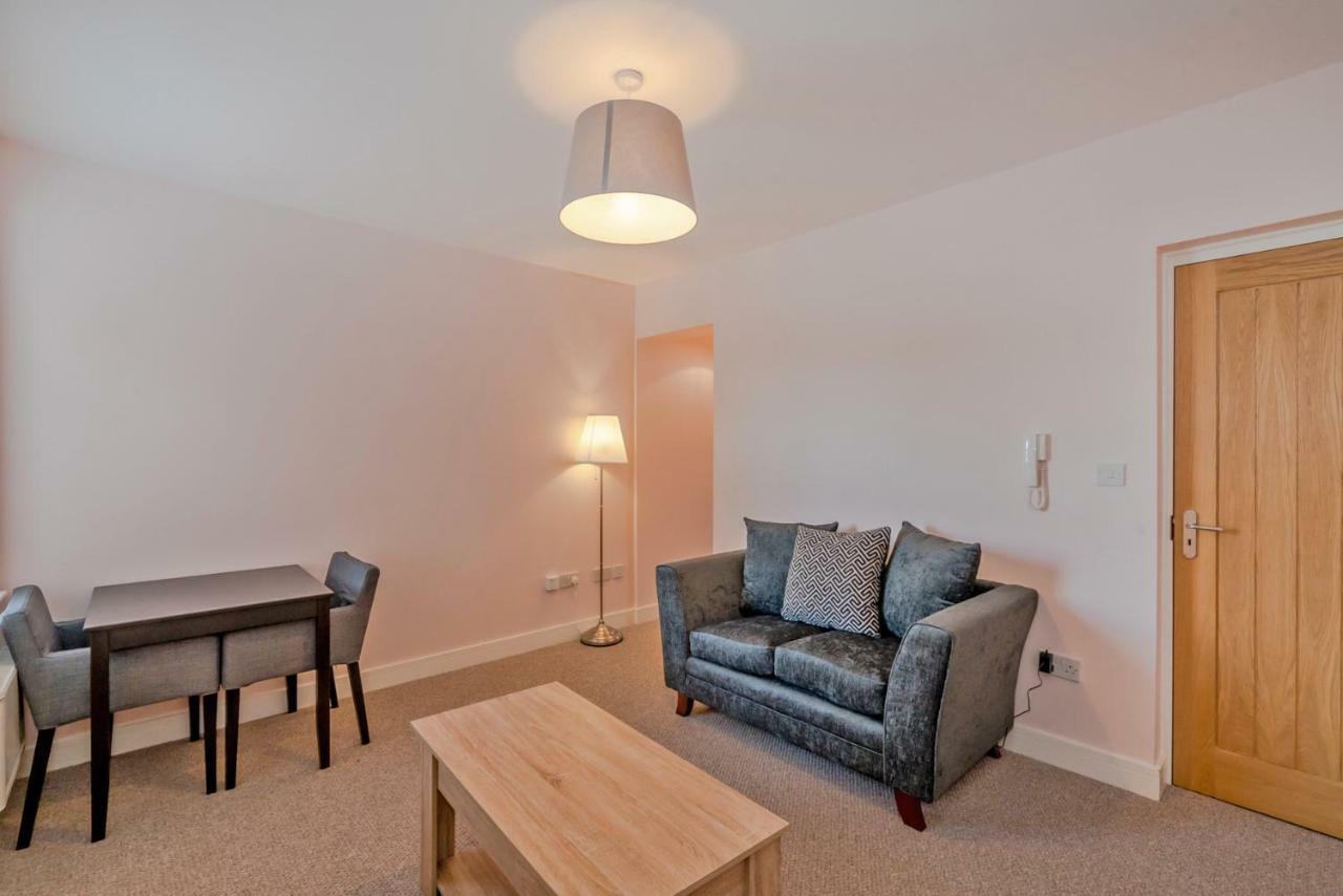 Cannock Hotel Apartments Dış mekan fotoğraf
