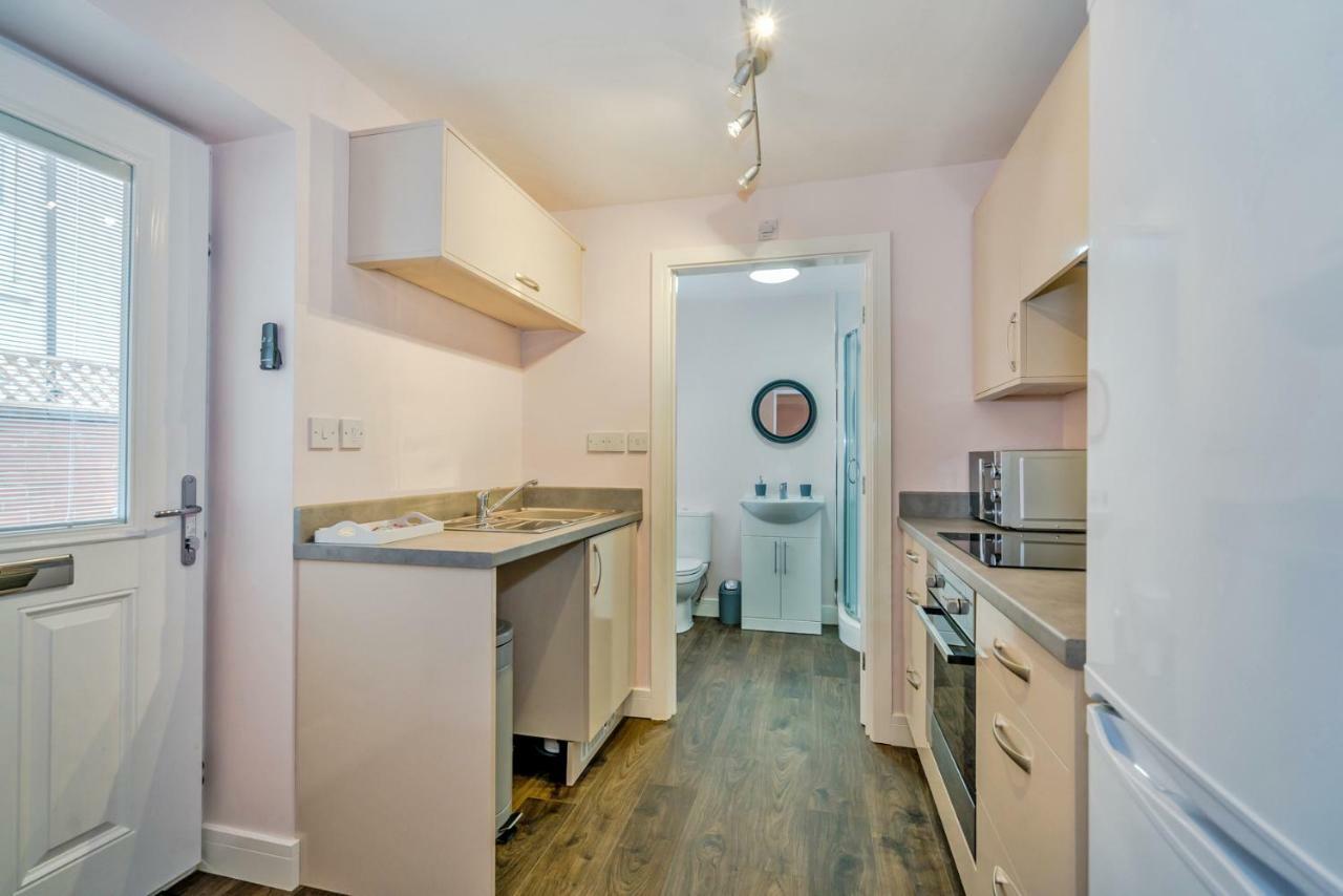 Cannock Hotel Apartments Dış mekan fotoğraf