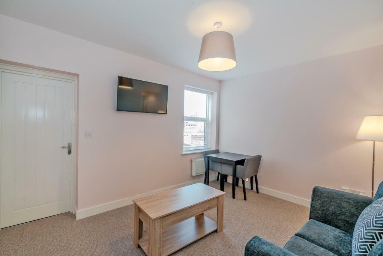 Cannock Hotel Apartments Dış mekan fotoğraf